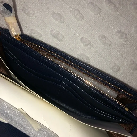 Ralph Lauren Mini Kaelyn Crossbody Bag - Picture 10 of 14